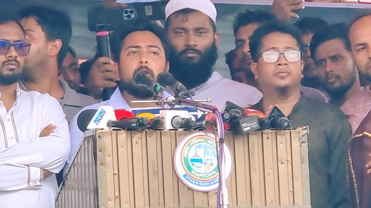 অভ্যুত্থান না হলে আপনারা নির্বাচনের স্বপ্নই দেখতে পেতেন না: নাহিদ ইসলাম